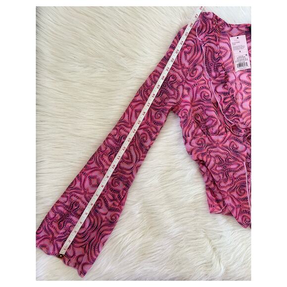 NWT Wild Fable Pink Geometric Print Tie Front Long Sleeve Chiffon Top Size Small - Picture 13 of 14